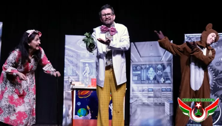 Çocuk Oyunu ‘Sakar Mucit’ Sahne Aldı