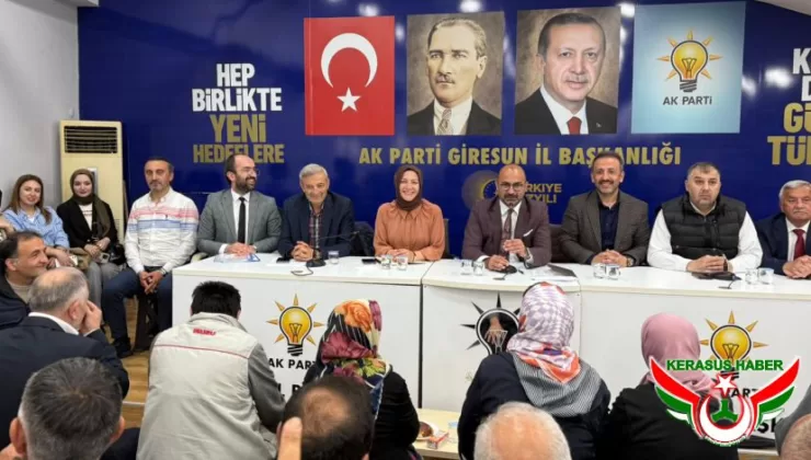 AKP’de Mahalle ve Köy Başkanları Toplantısı