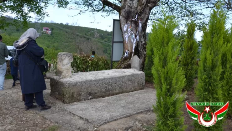 Dokuzoğul Türbesi’ne Ziyaretçi Akını