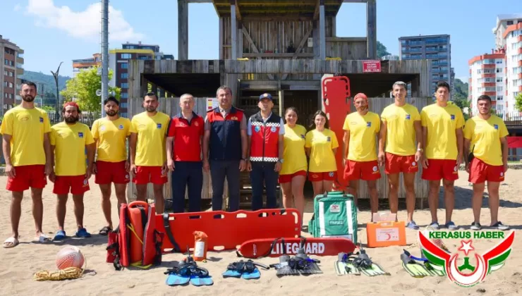 Cankurtaranlar Haftanın 7 Günü Plajlarda Görev Başında