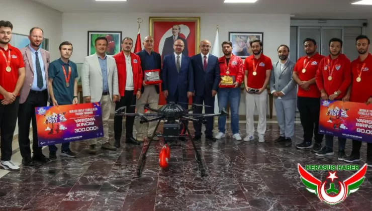 Vali Serdengeçti, Teknofest 2025’te Dereceye Giren GRÜ Heyetini Kabul Etti