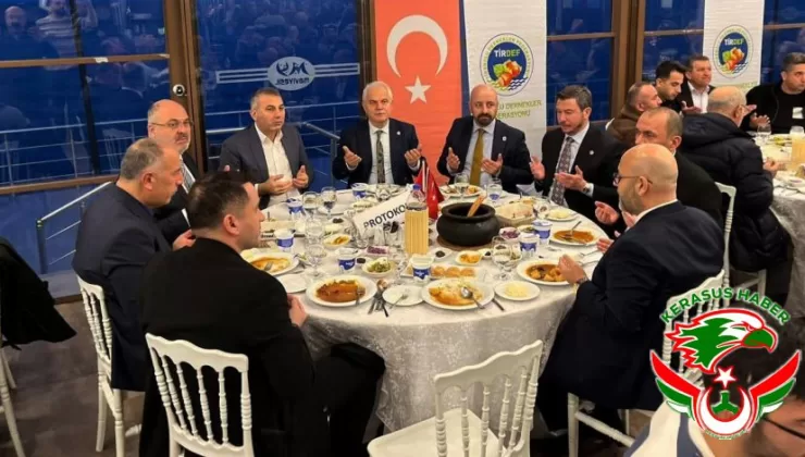 TİRDEF Ailesi İftarda Buluştu