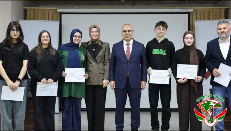 Giresun’da ‘Bozkırın Bilgesi’ Cengiz Aytmatov Paneli Düzenlendi