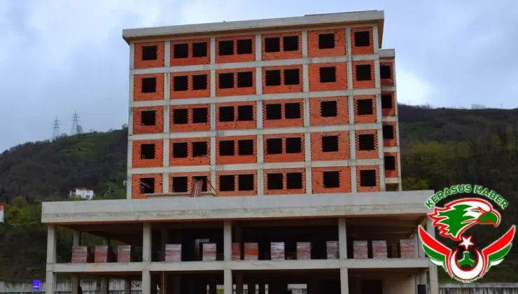 Giresun İl Müftülüğü Dini İlimler Külliyesi Yükseliyor