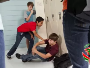 Okullarda Şiddet Alarm Veriyor!