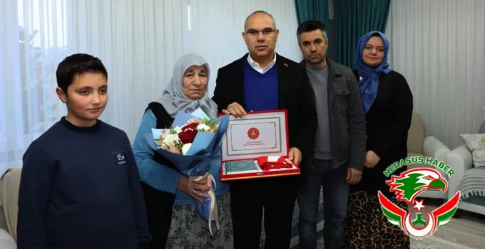 Vali Mustafa Koç’tan, Alucra’da Şehit Ailesine Vefa Ziyareti