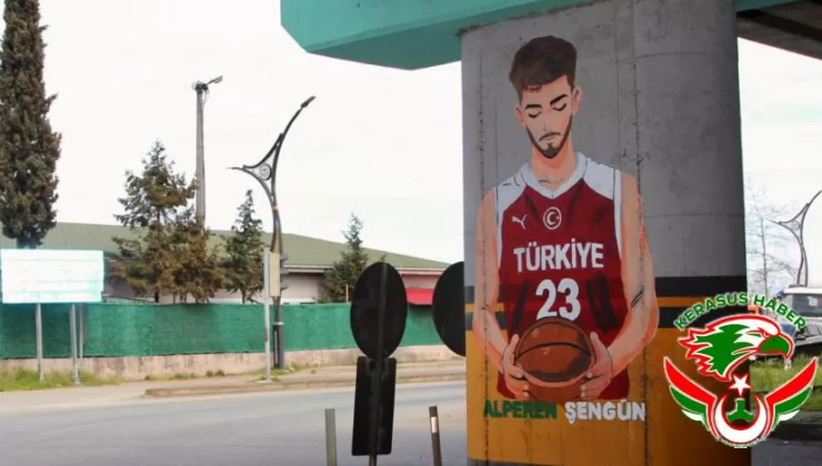 Viyadük Altına Giresun’un Simgelerinin Görselleri İşleniyor